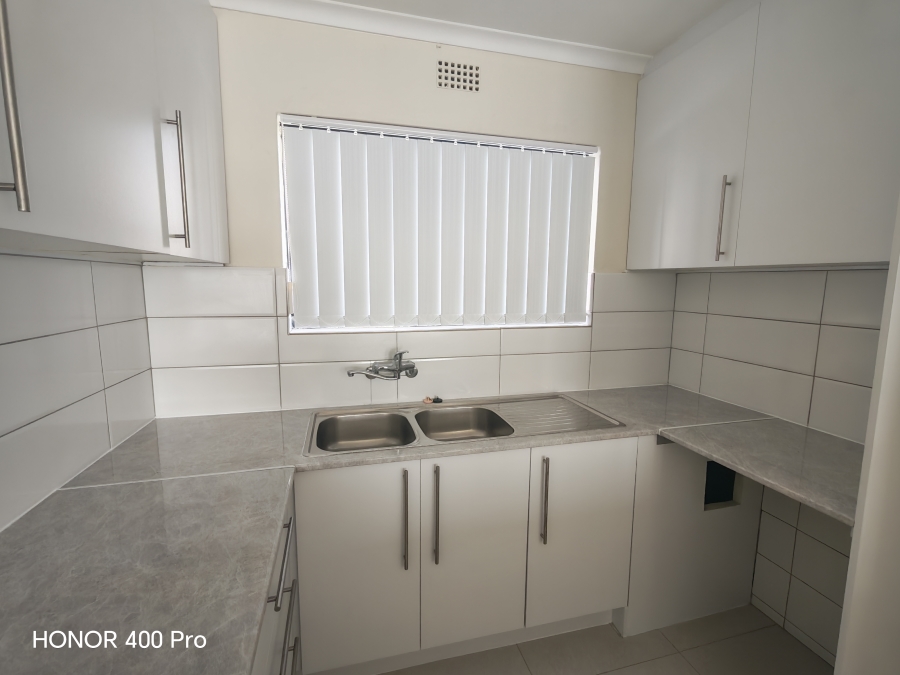 2 Bedroom Property for Sale in Beachfront Western Cape
